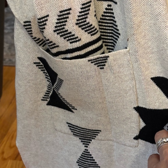 Jessica Simpson Aztec Print Long Open Cardigan Black/Cream Size L Cotton - Picture 7 of 14